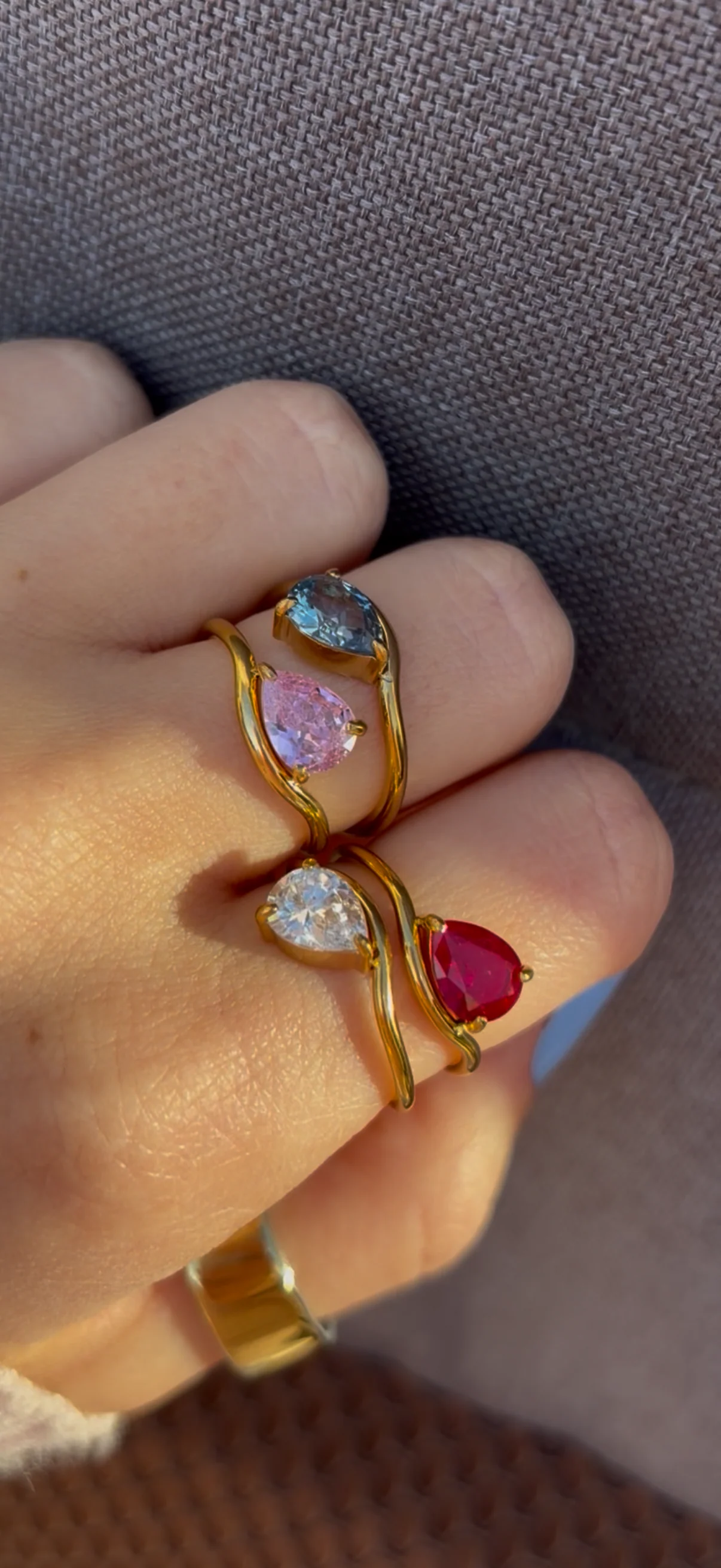 Gold Red Pear Ring - Image 3