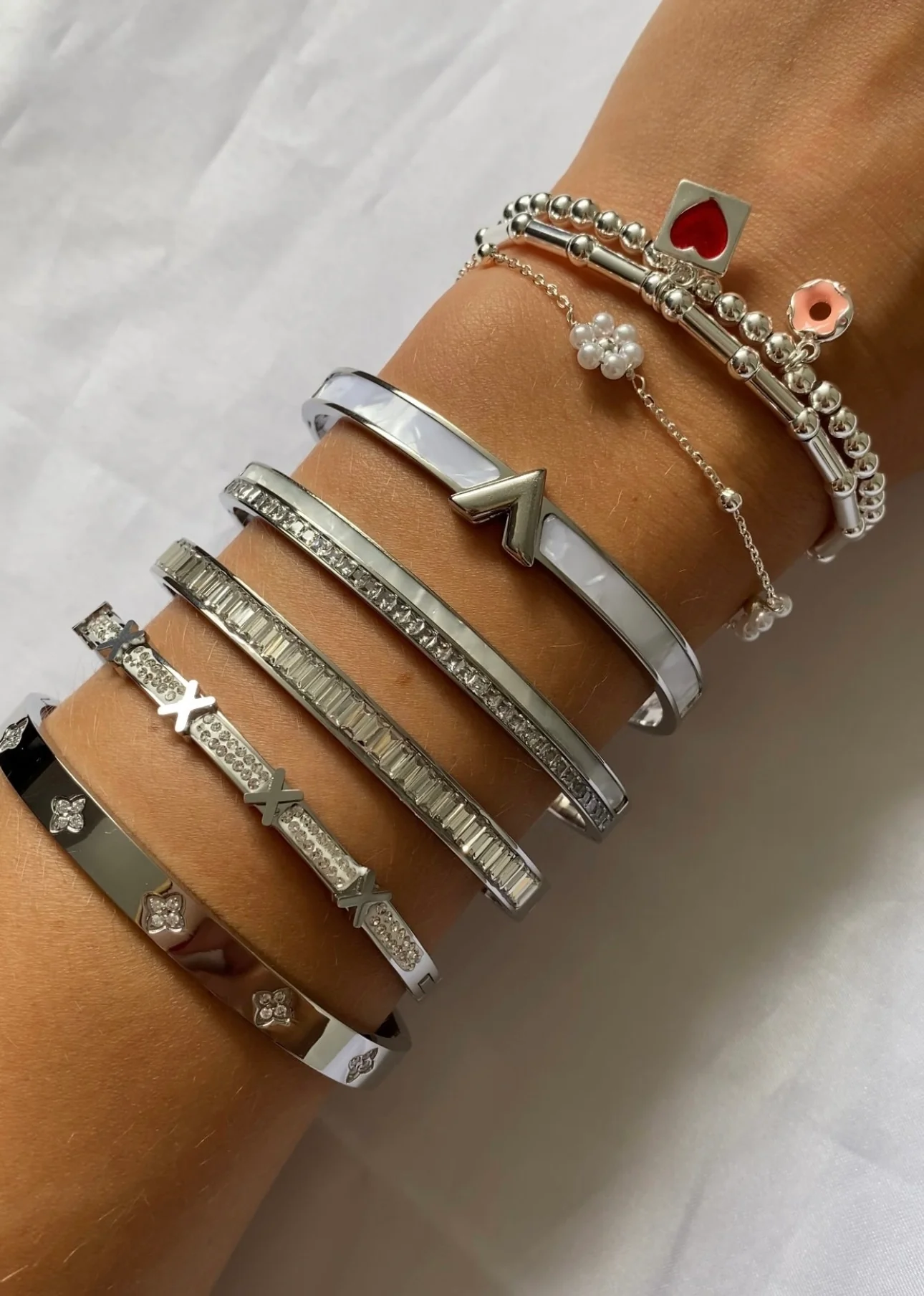Silver Clover Bangle - Image 3