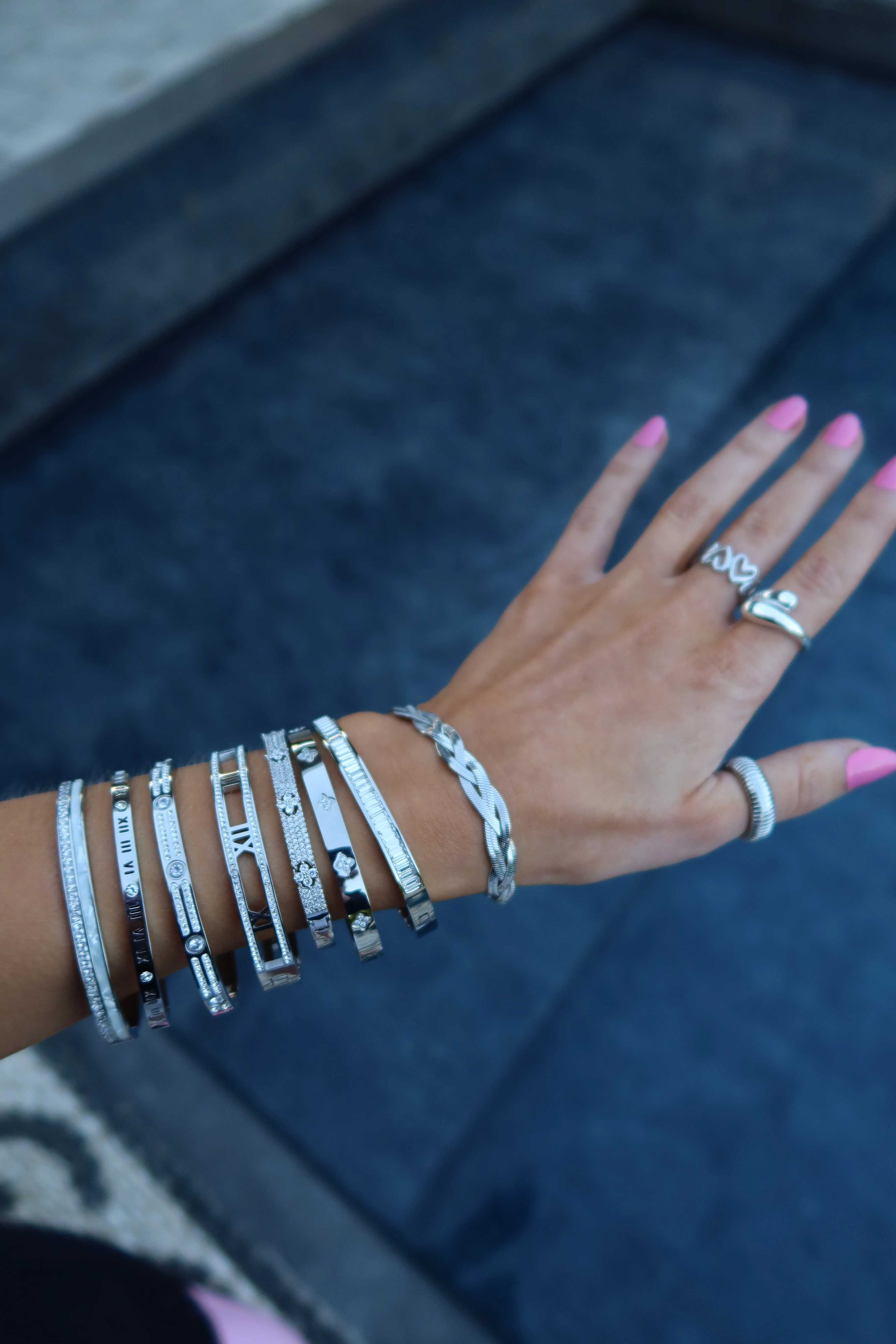 Silver Hug Me Adjustable Ring - Image 5